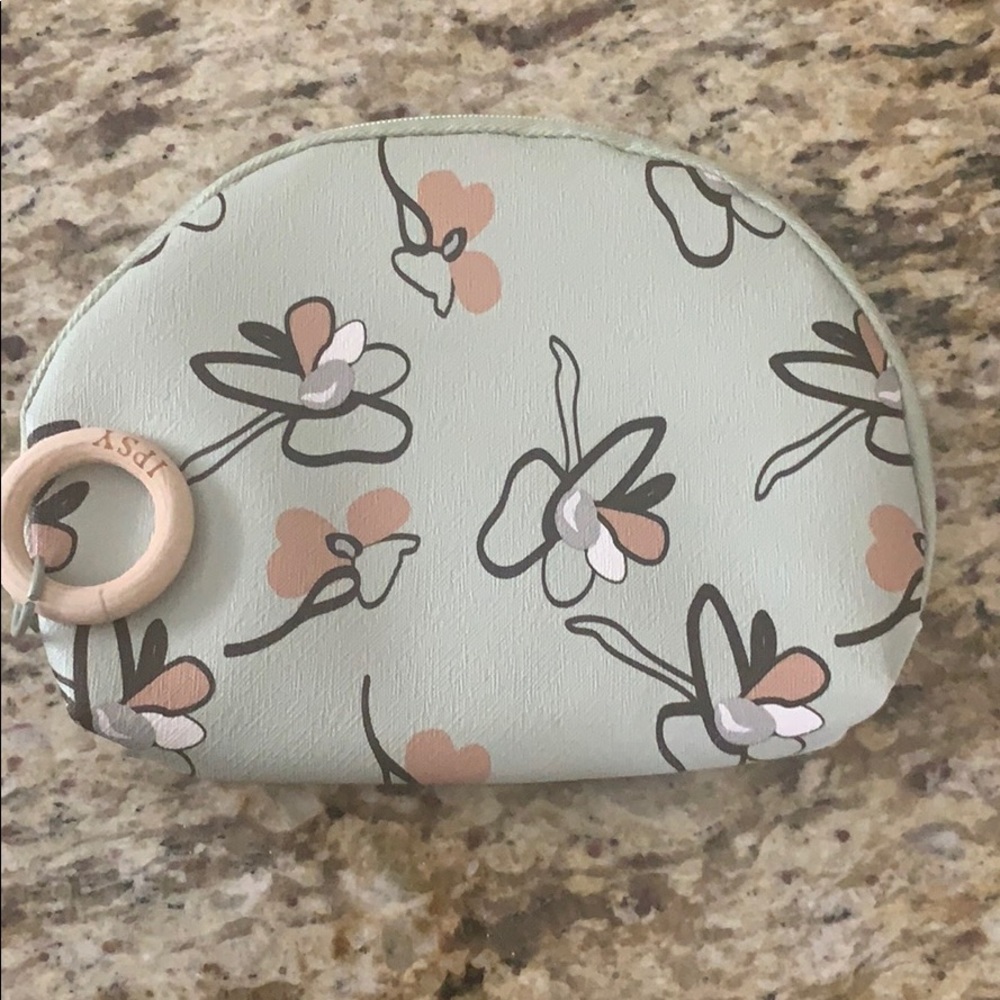 Ipsy bag